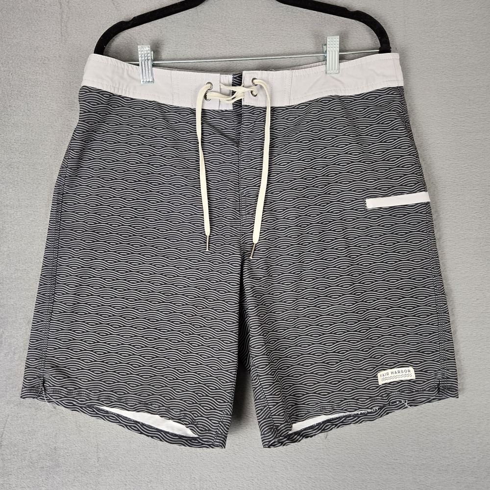 Fair Harbor Nautilus Boardshorts Mens 33 Swim Trunks Drawstring Gray